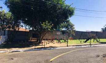 Imagem 4: Casa à Venda em Marília no Condomínio Residencial Girassóis