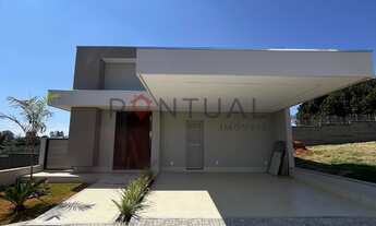 Imagem 2: Casa em Condomínio de Luxo com 3 Suítes no Jardim Tropical, Marília-SP!