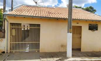 Imagem: Casa à venda na cidade de Ubirajara