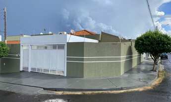 Imagem 2: Casa à Venda em Marília. Visite!