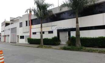 Imagem: Galpão 3.700m² ao lado do metrô Tamanduatai