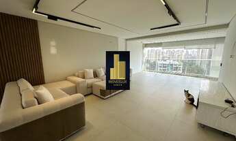 Imagem: Apartamento de Luxo à Venda em Localização