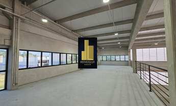 Imagem 5: Galpão Comercial de Alto Padrão para Locação em Cotia-SP - Sítio Boa Vista: 2 Salas, 5 Ban