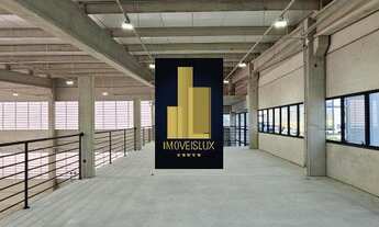 Imagem 6: Galpão Comercial de Alto Padrão para Locação em Cotia-SP - Sítio Boa Vista: 2 Salas, 5 Ban