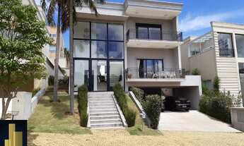 Imagem 2: CASA RESIDENCIAL em SANTANA DE PARNAÍBA - SP, ALPHAVILLE