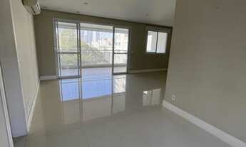 Imagem 2: Apartamento de Luxo à Venda na Vila Andrade, São Paulo-SP: 3 Quartos, 3 Suítes, 3 Salas, 5