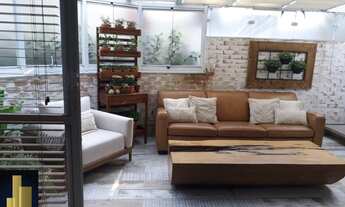 Imagem 4: Linda casa a venda, toda reformada, repleta de armários com piscina, em condomínio fechado