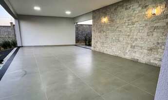 Imagem 6: Casa com 3 suítes localizada no condomínio Alphaville - Anápolis GO