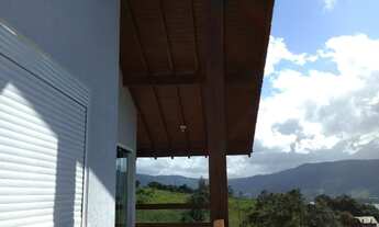 Imagem 6: CASA COM 4 DORMITÓRIOS COM BELA VISTA PARA A LAGOA, FERRUGEM-GAROPABA-SC