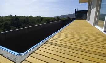 Imagem 2: SOBRADO EM CONDOMÍNIO, 3 SUÍTES, CLOSET, GARAGEM E PISCINA, À VENDA, EM GAROPABA/SC