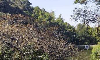 Imagem 4: Linda residência com vista para o lago