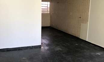 Imagem 3: CASA COM ÓTIMA LOCALIZAÇÃO, PARA COMERCIO OU RESIDÊNCIA, PROX AO ATACADÃO, AV. MURCHID HON