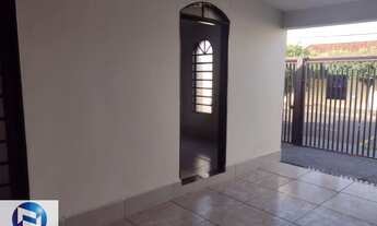 Imagem 3: Excelente oportunidade de locação: Casa de 3 quartos com suíte e vaga de garagem no Jardim