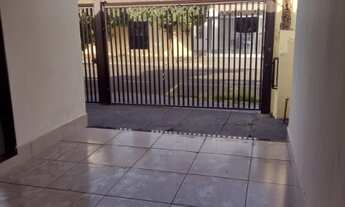 Imagem 2: Excelente oportunidade de locação: Casa de 3 quartos com suíte e vaga de garagem no Jardim