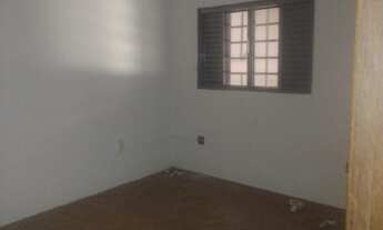 Imagem 3: Sobrado com casa no fundo ADAPTADO PARA FÁBRICA DE JÓIAS/SEMI JÓIAS 08 SALAS, 01 RECEPÇÃO