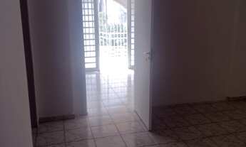 Imagem 7: Casa Comercial reformada para locação, Bairro Santa Cruz, Vila Ercilia, 4 salas, 3 banheir