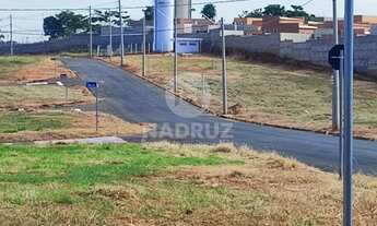 Imagem 4: Terreno à venda em Bady Bassit-SP, Jardim Monte Carlos: oportunidade única para investir!