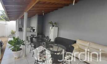 Imagem 2: Apartamento próximo ao castelinho, ótima localização em Franca