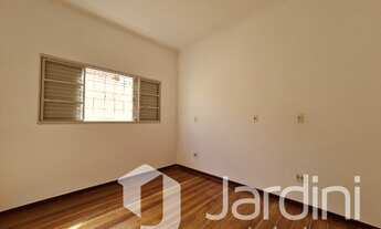 Imagem 6: Casa residencial a venda no Parque Castelo, Franca SP