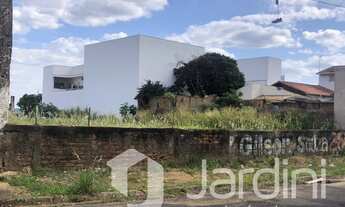 Imagem: 591M² de Área Total na Rua Amélio De