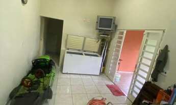 Imagem 3: Rancho a venda no Itambé, Ibiraci MG