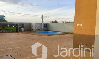 Imagem: 2 dormitórios, 1 banheiros, 1 vaga na garagem