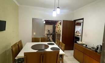 Imagem: Casa residencial com edícula para venda