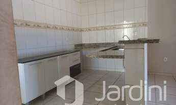 Imagem 7: Casa Residencial com Cômodo Comercial no Miramontes em Franca