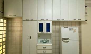 Imagem 3: Casa com Piscina a Venda no Ângela Rosa