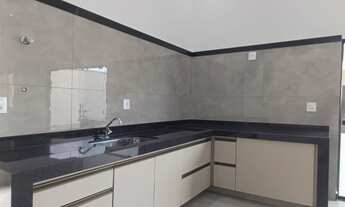 Imagem 2: Casa com Piscina a Venda no Jardim Natal