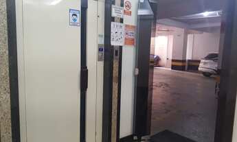 Imagem 5: Apartamento à venda a poucos passos do mar na Praia do Morro, com dois quartos + dependênc