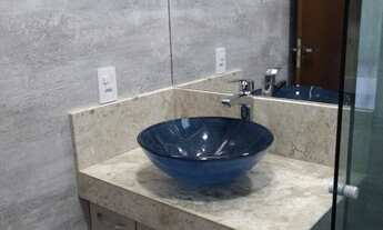 Imagem 2: 3 dormitórios, 1 suítes, 2 banheiro, 2 vagas na garagem, 150M² de Área Construída