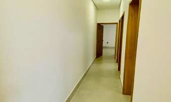 Imagem 6: 3 dormitórios, 1 suítes, 2 banheiro, 2 vagas na garagem, 140M² de Área Construída