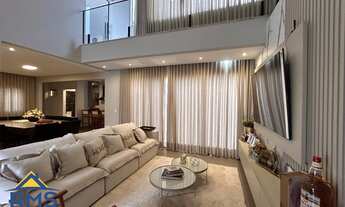 Imagem 2: SHA Conjunto 05 - Altíssimo Padrão, Finíssimo Acabamento e Sofisticada em Condomínio Fecha