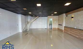 Imagem: Avenida Flamboyant - Explore um Espaço