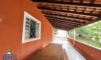 Imagem: 4 dormitórios, 1 suítes, 2 banheiro, 3