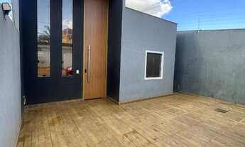 Imagem: 2 dormitórios, 1 suítes, 2 vagas na garagem