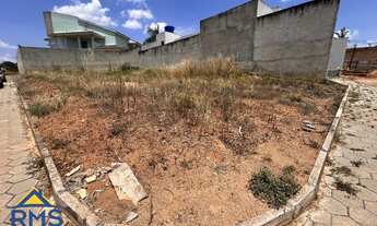 Imagem 3: Lote/Terreno Arniqueiras Plano 330 m com 2 frentes Aceita imóvel Maior Valor Condomínio Fe