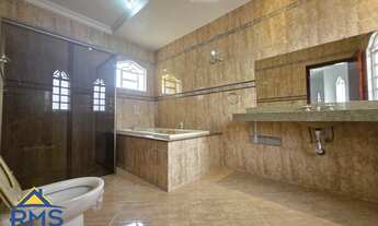 Imagem 7: QNE 30 - OPORTUNIDADE - Casa Parte Superior com 3 Quartos e 2 Suítes