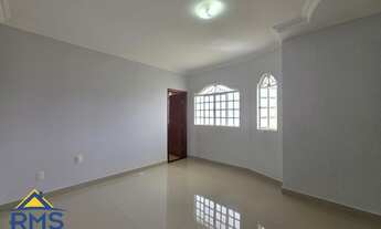 Imagem 4: QNE 30 - OPORTUNIDADE - Casa Parte Superior com 3 Quartos e 2 Suítes