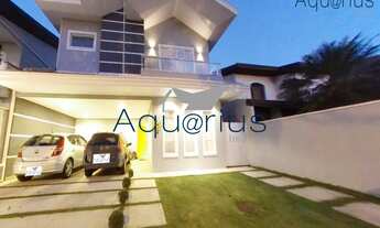 Imagem: Casa de alto padrão com 4 dormitórios