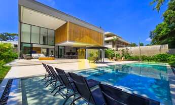 Imagem 2: Imperdível casa em condomínio na Riviera de Bertioga-SP: 7 quartos, 7 suítes, 3 salas, 9 b