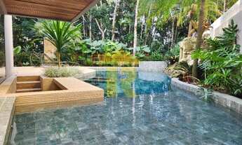 Imagem: Imponente mansão de alto padrão com 6