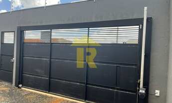 Imagem 2: Imperdível oportunidade: Casa à venda em São José do Rio Preto-SP, bairro Morada Real, 2 q