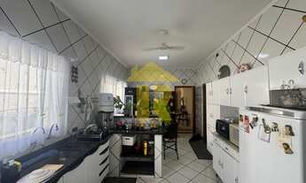 Imagem 6: Imperdível oportunidade de adquirir casa com 3 quartos e 4 vagas de garagem em São José do