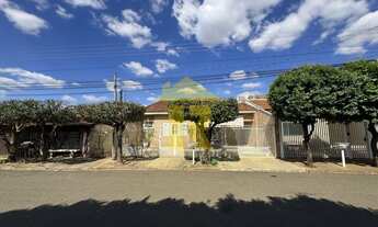 Imagem 2: Imperdível oportunidade de adquirir casa com 3 quartos e 4 vagas de garagem em São José do