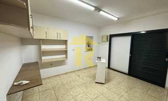 Imagem 6: Casa à venda em São José do Rio Preto-SP: 3 quartos, 3 suítes, 3 salas, 4 banheiros, 4 vag