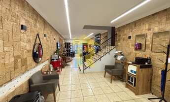 Imagem 2: Casa à venda em São José do Rio Preto-SP: 3 quartos, 3 suítes, 3 salas, 4 banheiros, 4 vag