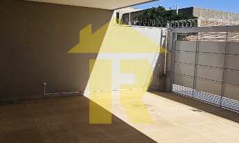 Imagem 3: Casa para Venda em São José do Rio Preto-SP - 3 Quartos, 1 Suíte, 2 Salas, 2 Banheiros, 2