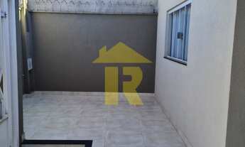 Imagem 2: Casa à Venda em São José do Rio Preto-SP, 3 Quartos, 1 Suíte, 2 Salas, 3 Banheiros, 4 Vaga